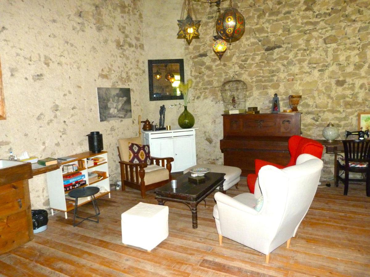 Chambres D'Hotes La Fougeraie Malvieres ภายนอก รูปภาพ
