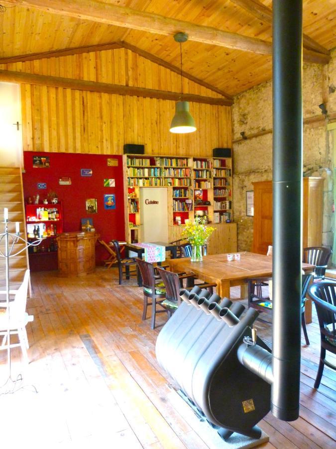 Chambres D'Hotes La Fougeraie Malvieres ภายนอก รูปภาพ
